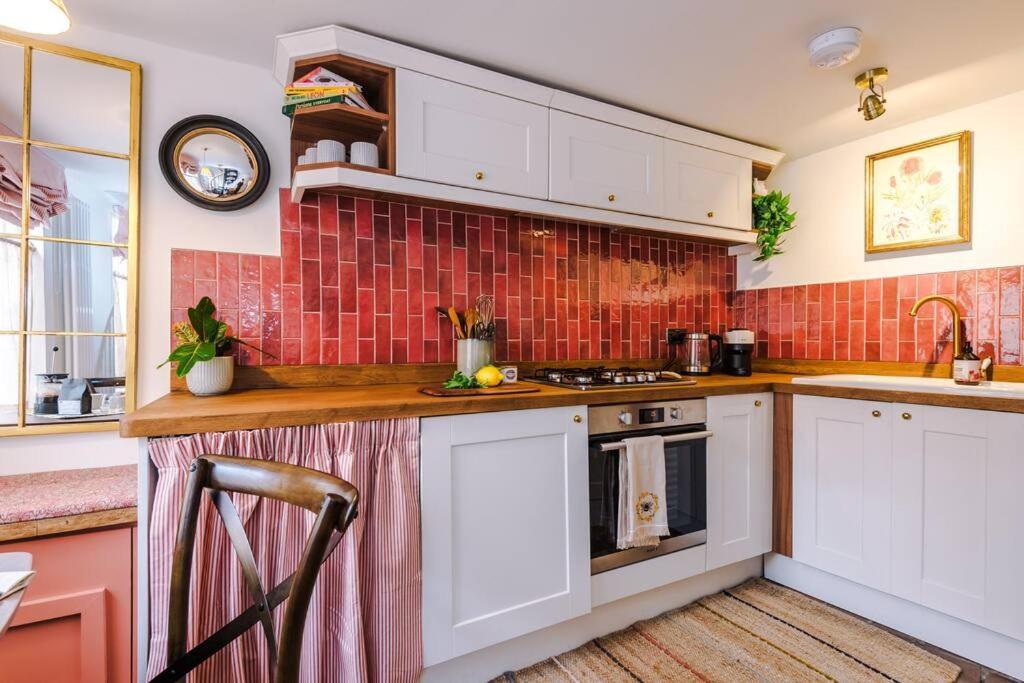 Rustic Chester Cottage Near Shops & Terrace מראה חיצוני תמונה