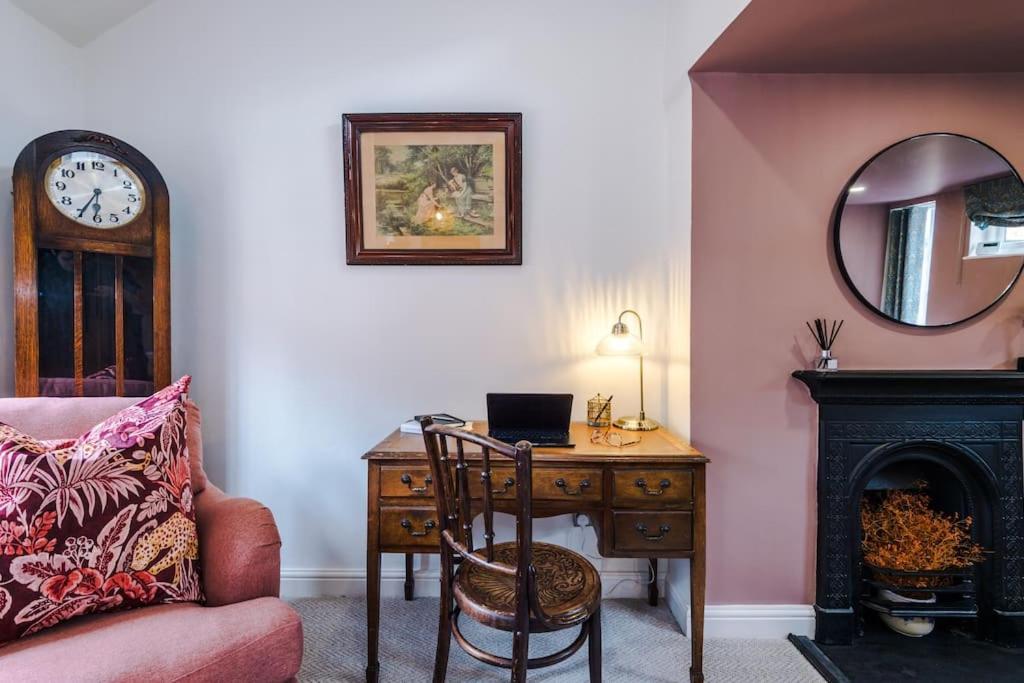 Rustic Chester Cottage Near Shops & Terrace מראה חיצוני תמונה