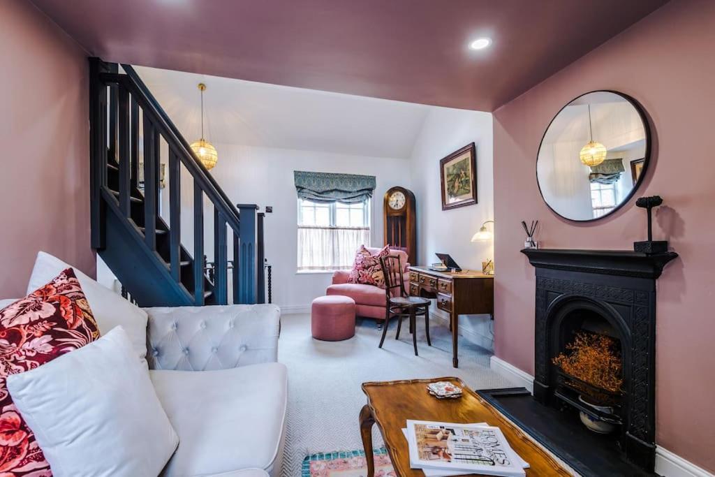 Rustic Chester Cottage Near Shops & Terrace מראה חיצוני תמונה