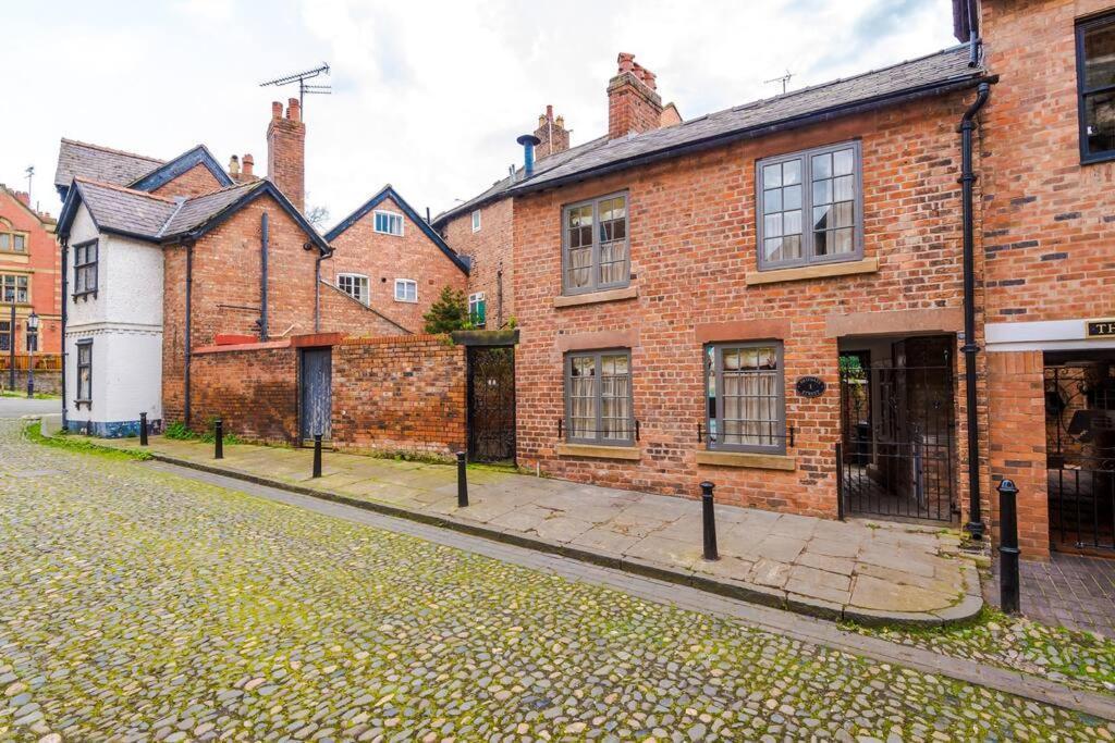 Rustic Chester Cottage Near Shops & Terrace מראה חיצוני תמונה